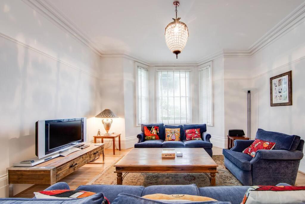 Princes Villa - Large Fully Self Contained Flat, 5 Minutes From The Sea Hastings Exterior photo