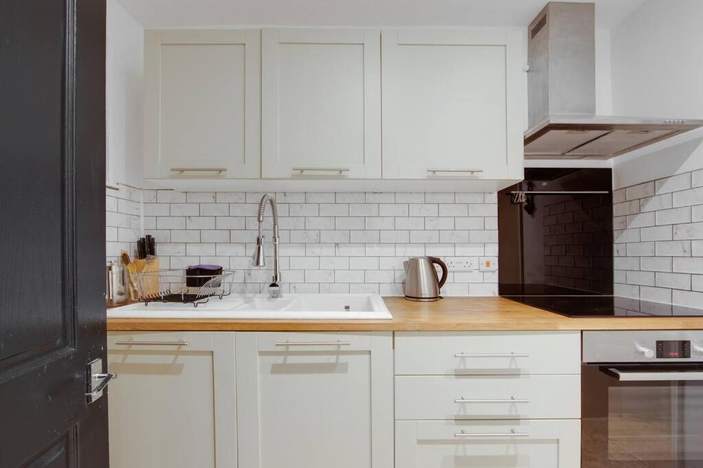 Princes Villa - Large Fully Self Contained Flat, 5 Minutes From The Sea Hastings Exterior photo