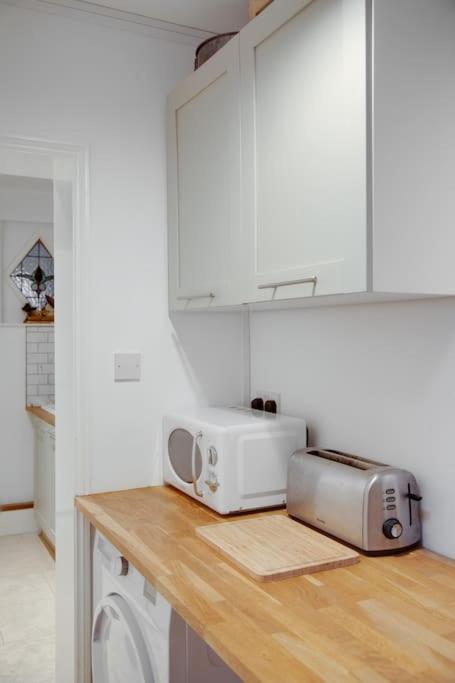 Princes Villa - Large Fully Self Contained Flat, 5 Minutes From The Sea Hastings Exterior photo